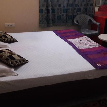 Shanti Guesthouse Bhubaneswar Eksteriør billede